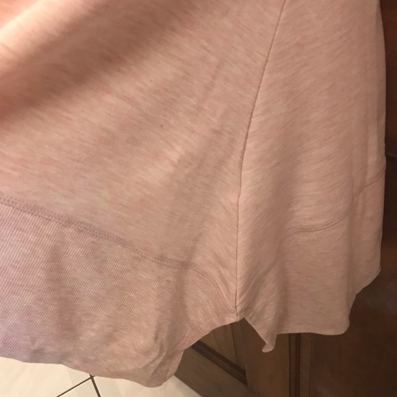 NWT Cupio women’s cowl neck Top. faint pink - Picture 7 of 11